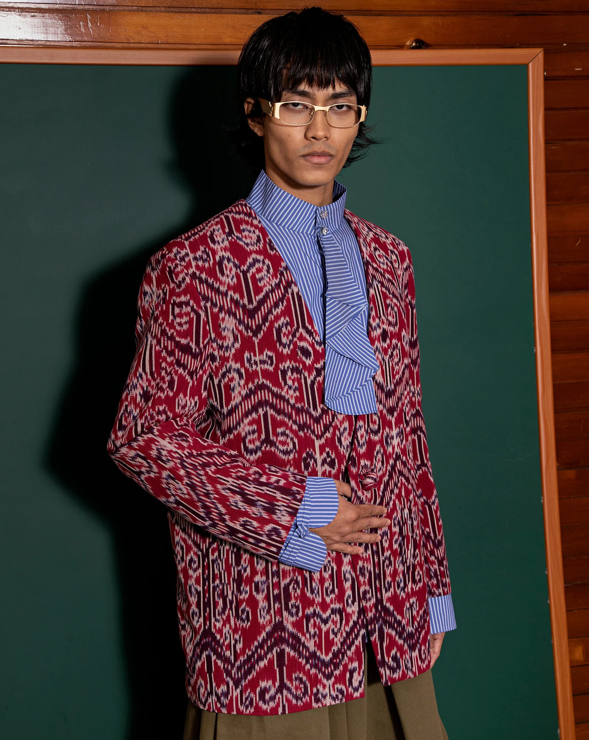 Blazer Pankou Pua Kumbu (Red) - BEV C multi label store