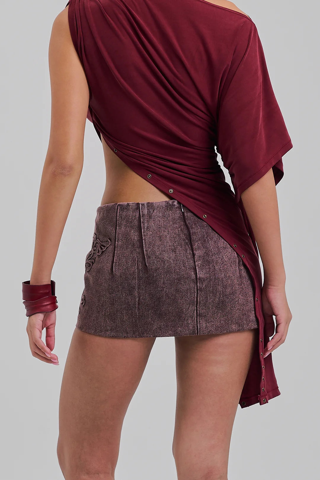 MERANTI SKORT MAROON