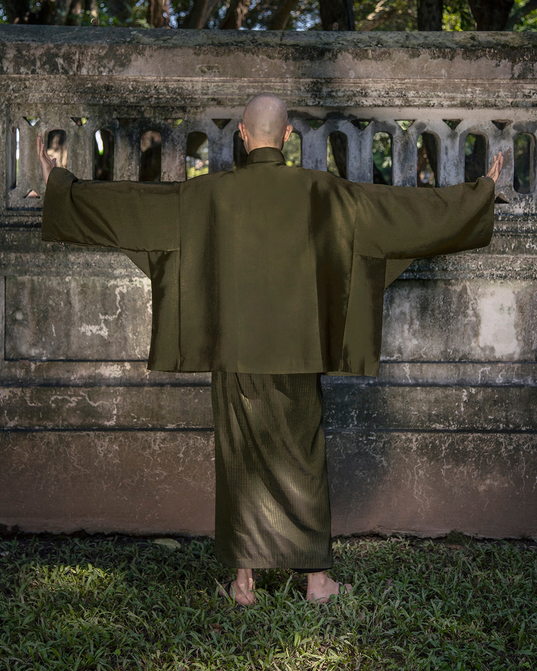 Magua Oversaiz (Olive) - BEV C multi label store