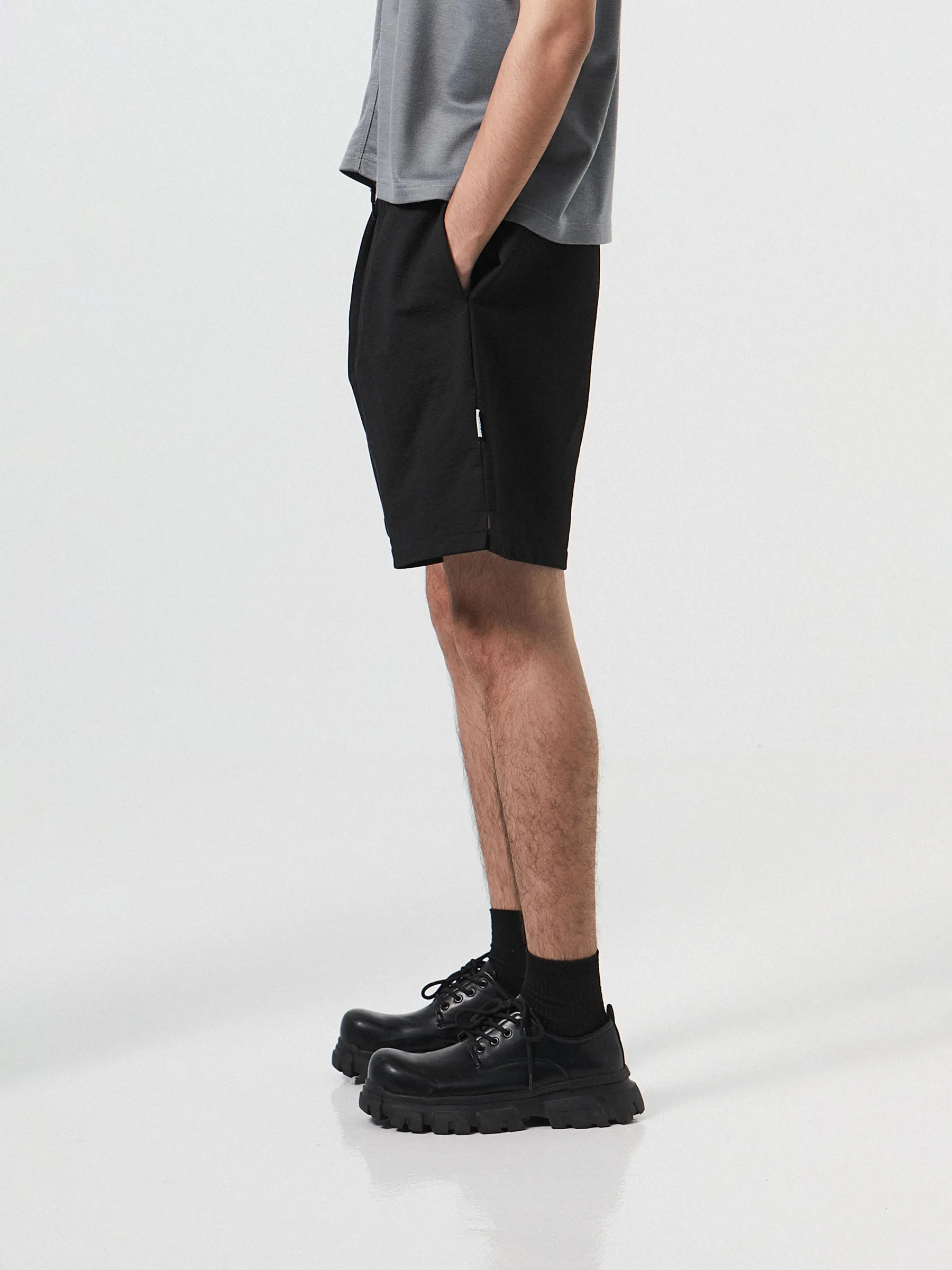 ORDINARY PLEATED SHORT - BEV C multi label store