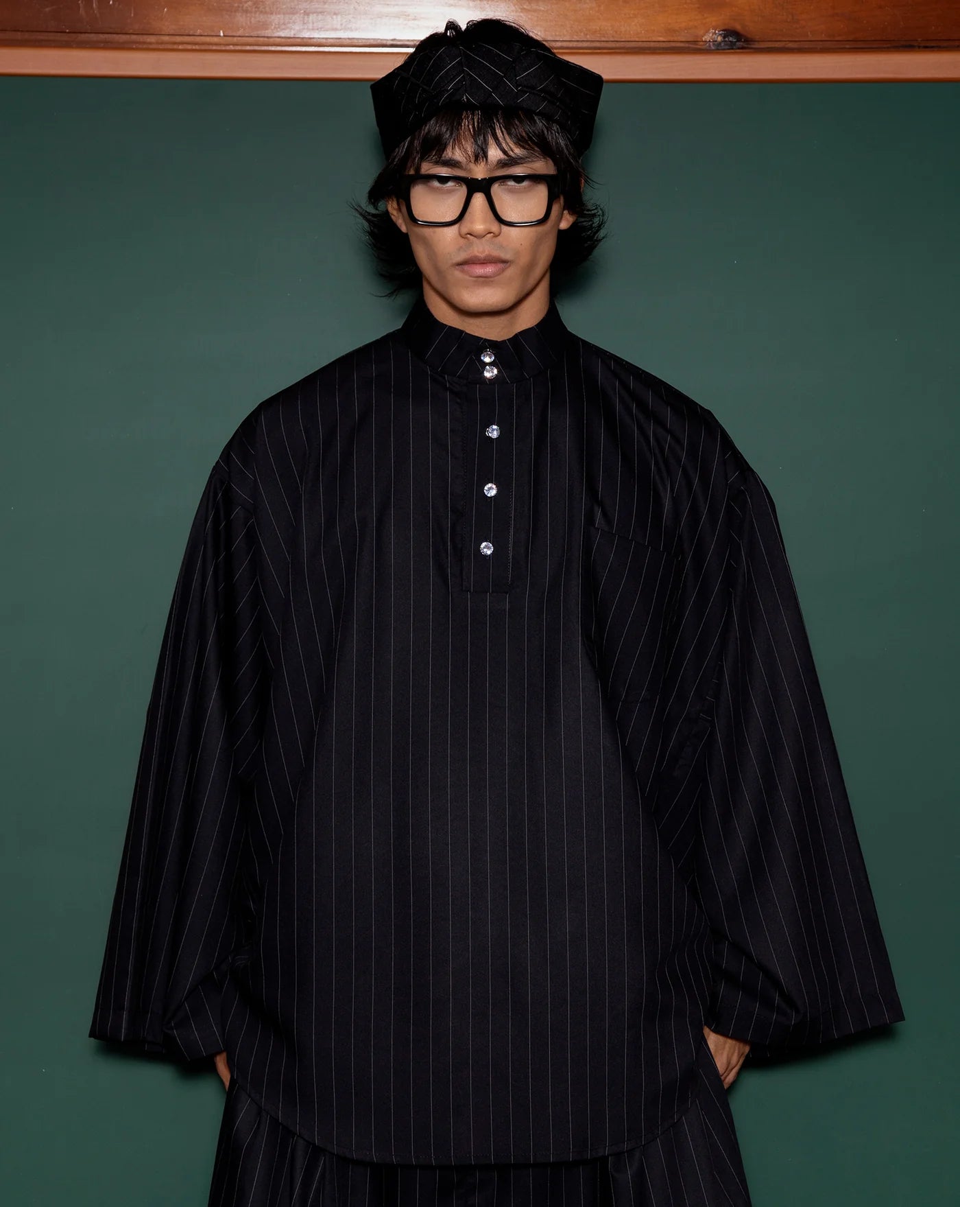 Baju Melayu Oversaiz Cekak Musang (Navy Pinstripes) - BEV C multi label store