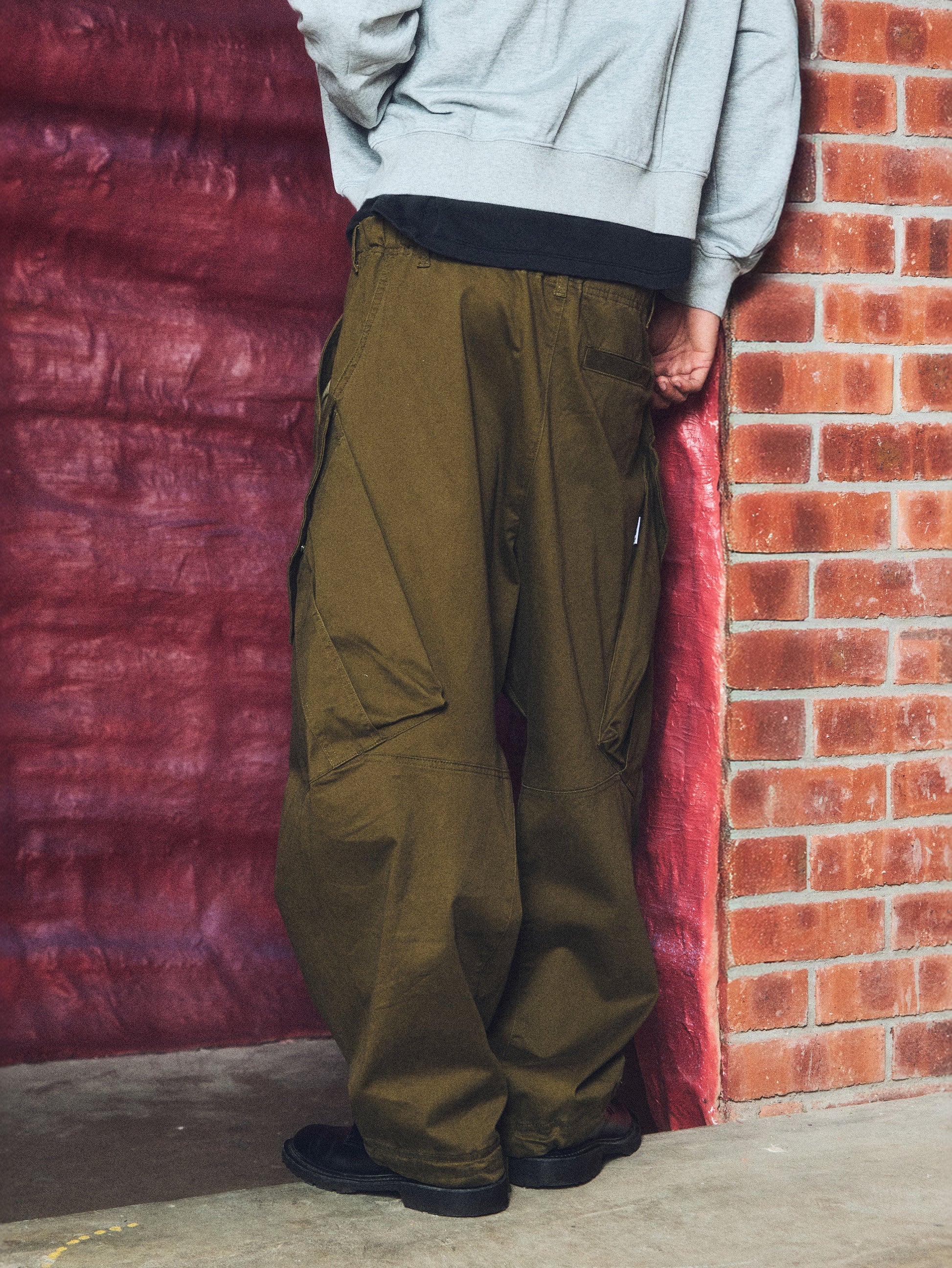 abp. CARGO BIGGIE PANT OLIVE - BEV C multi label store