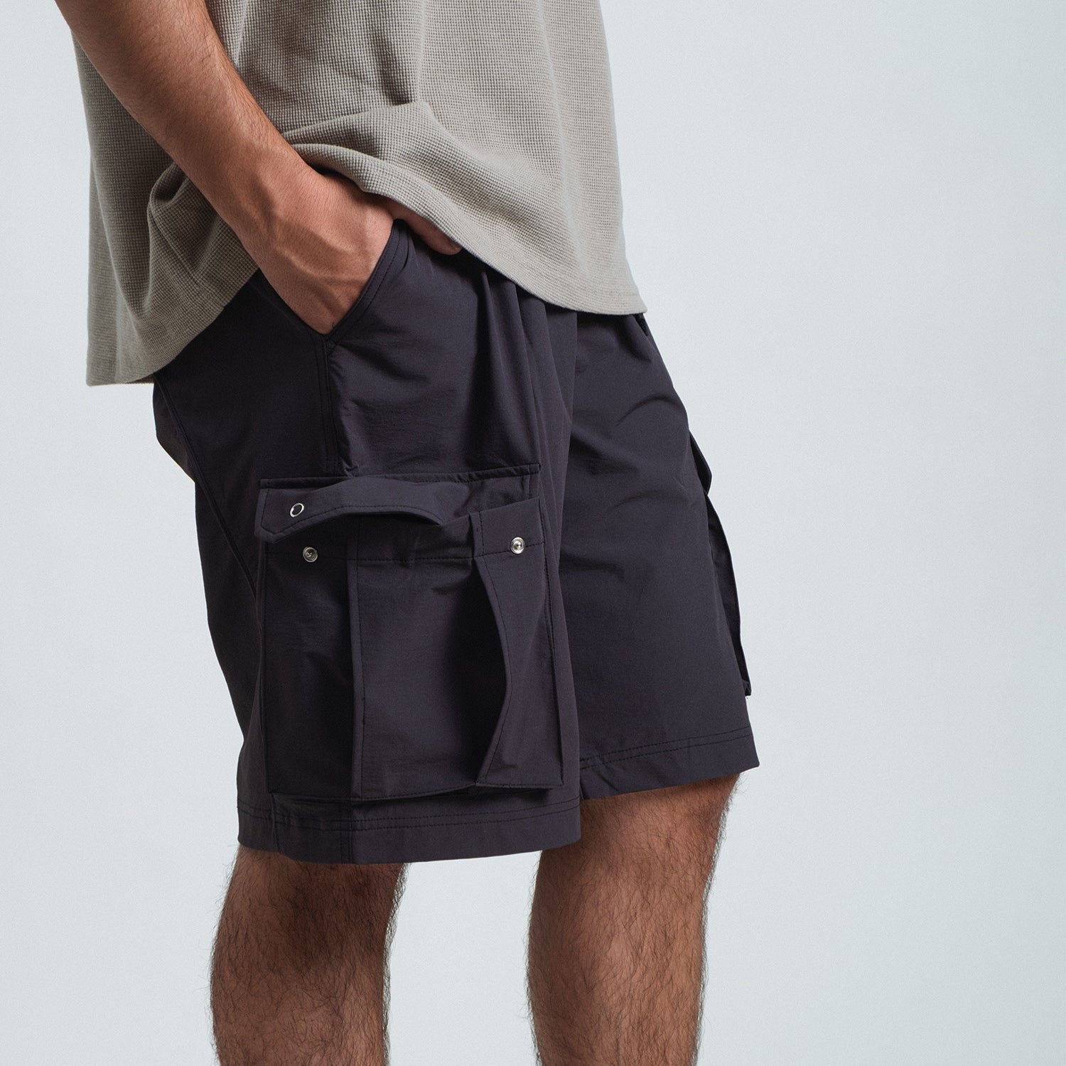 M65 Cargo Shorts / Nylon - Charcoal - BEV C multi label store