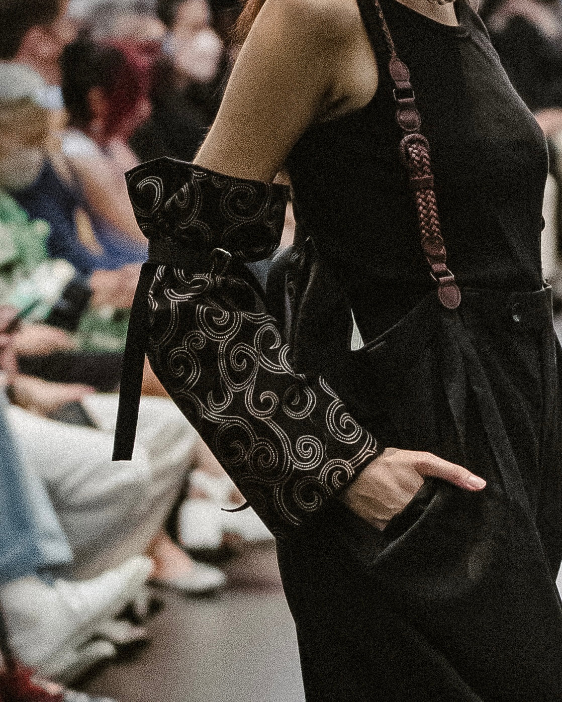 Reversible Arm Sleeves - BEV C multi label store