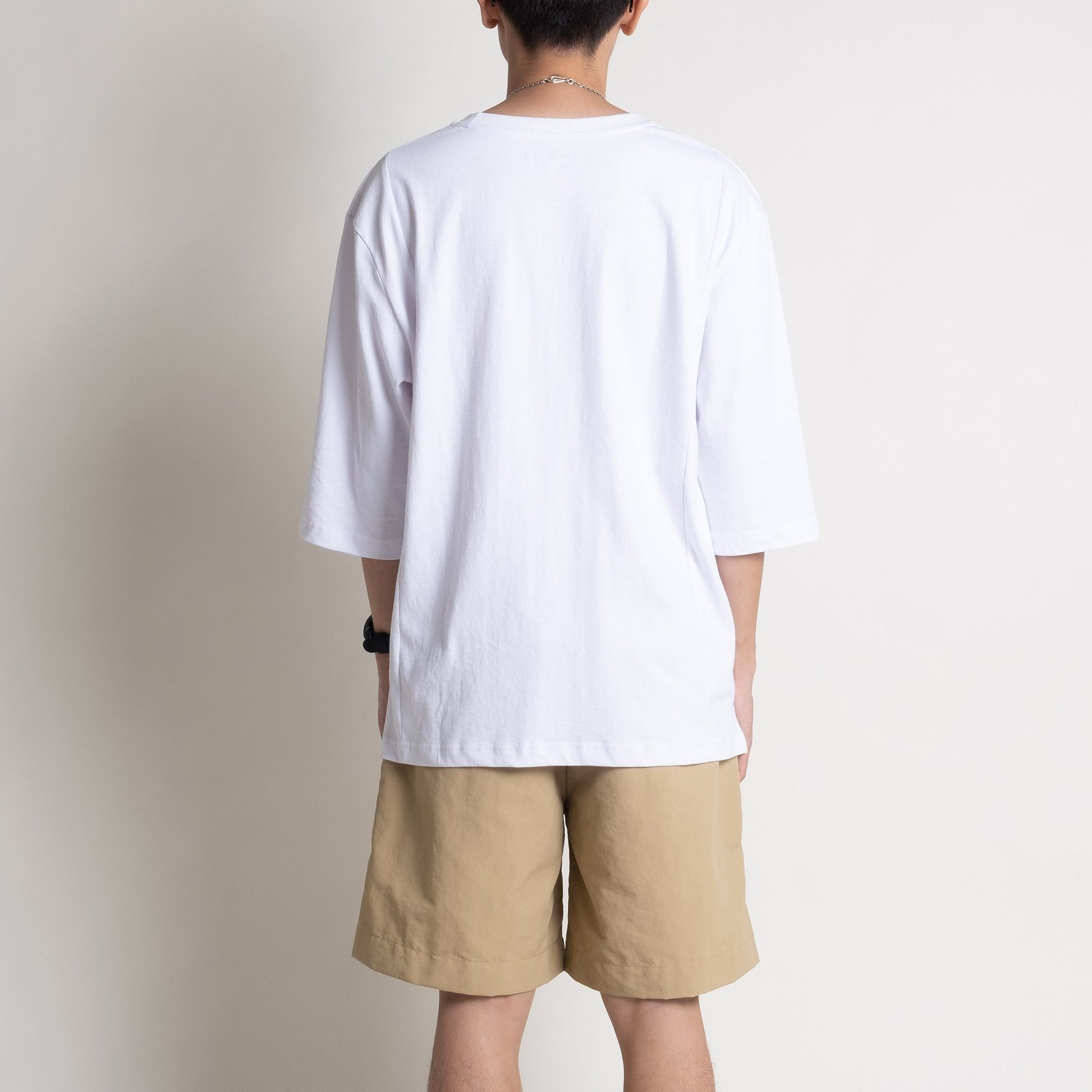 Zipped Pockets Tee - White - BEV C multi label store